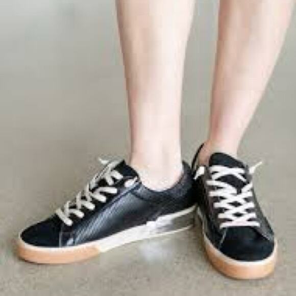 DOLCE VITA 8 ZINA ONYX $125 EMBOSSED SNEAKERS - Picture 1 of 8